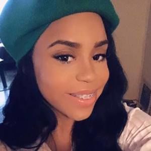 Meet your Posher, Tiffany